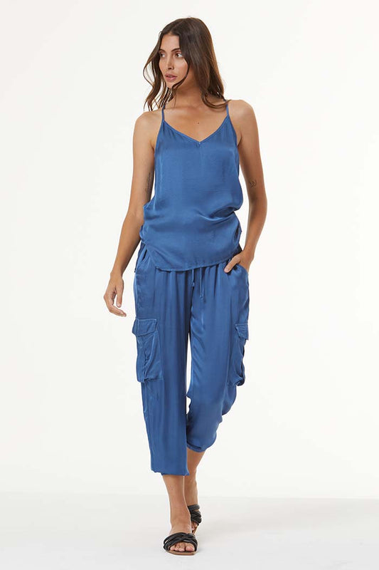 Jamie Pant in Lake Solid