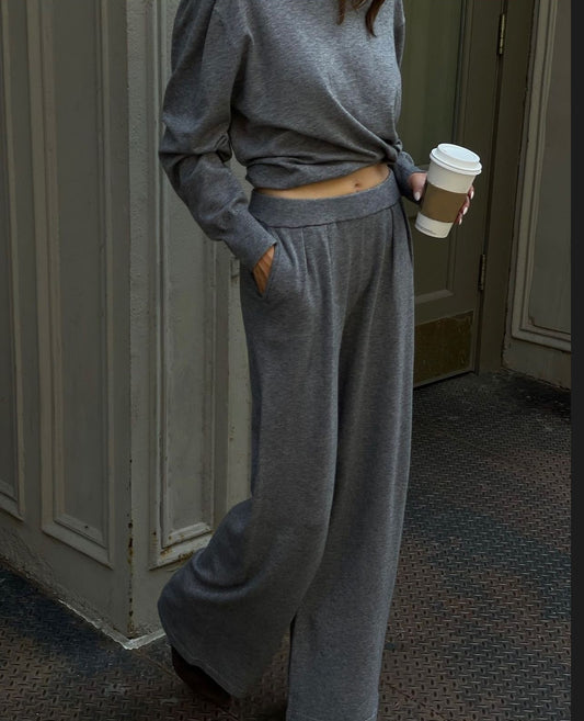 SEROYA Alya Knit Pleated Trousers