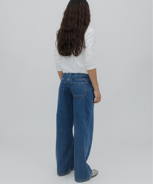 STILL HERE Cool in Classic Blue