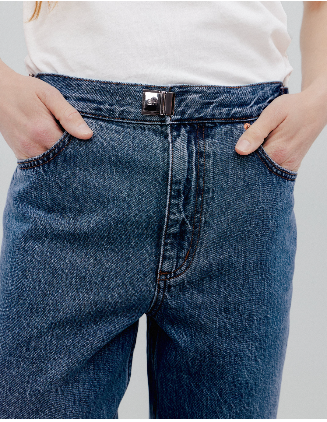 STILL HERE - Buckle in Classic Blue