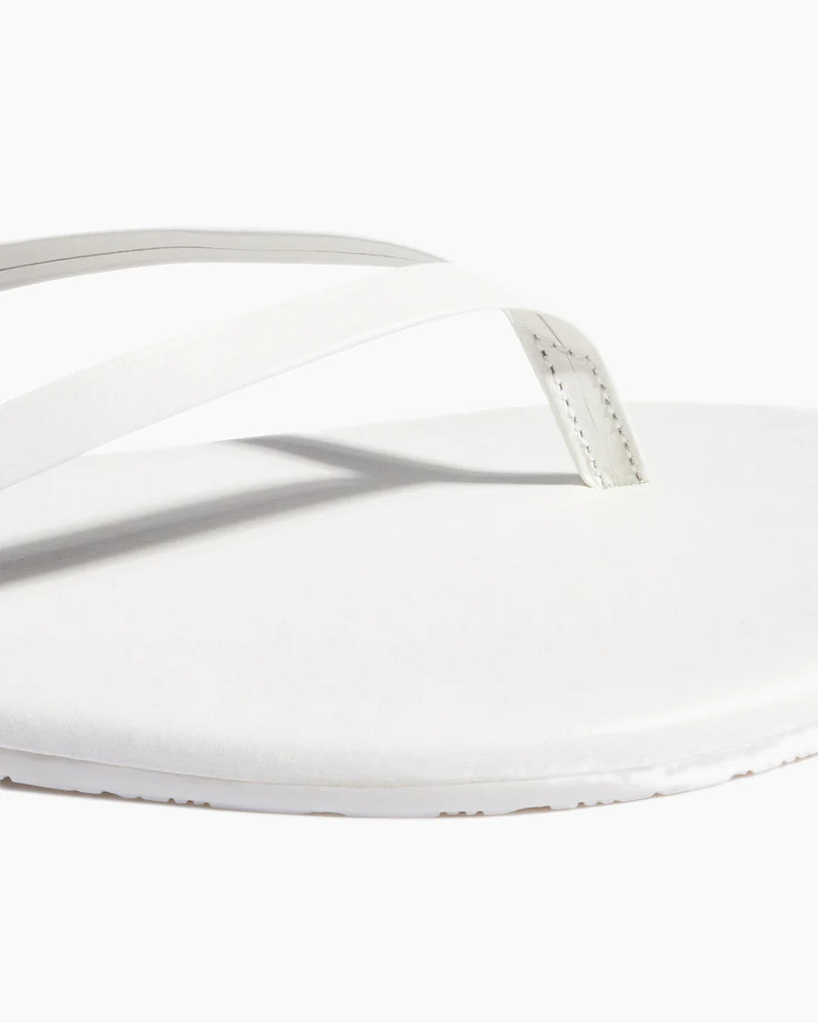 Lily Pigments in White