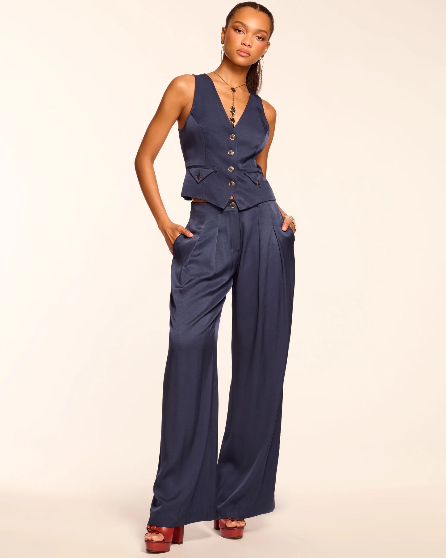 Russell Pant in Navy