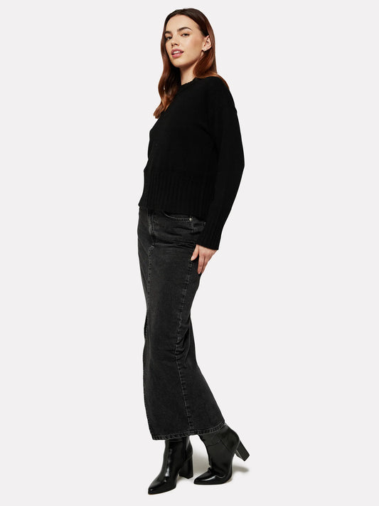 Brodie- Effie Crew Neck Jumper in Black
