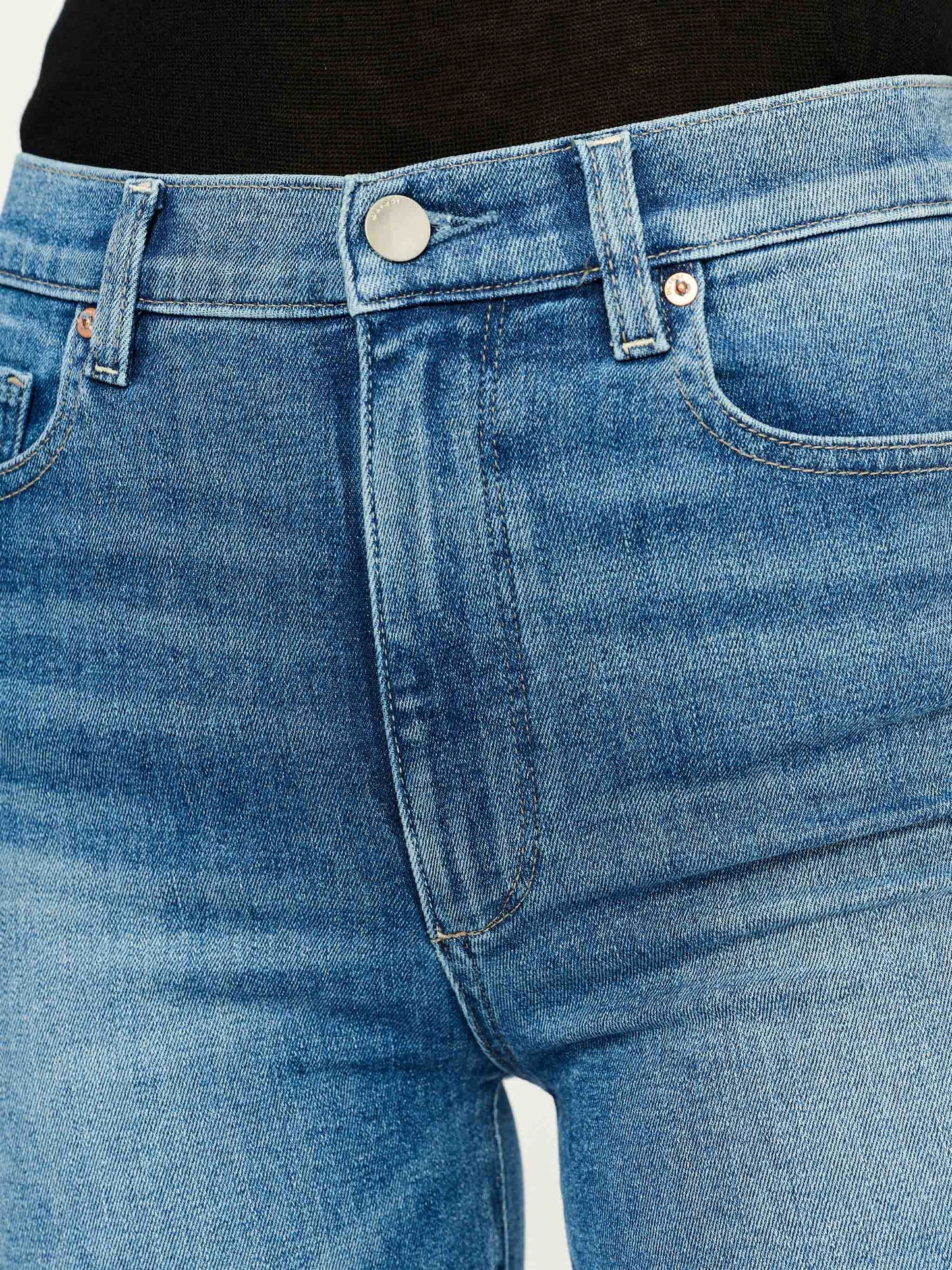 DL1961 - Rachel Flare Ultra High Rise Instasculpt 34" Jeans in Driggs
