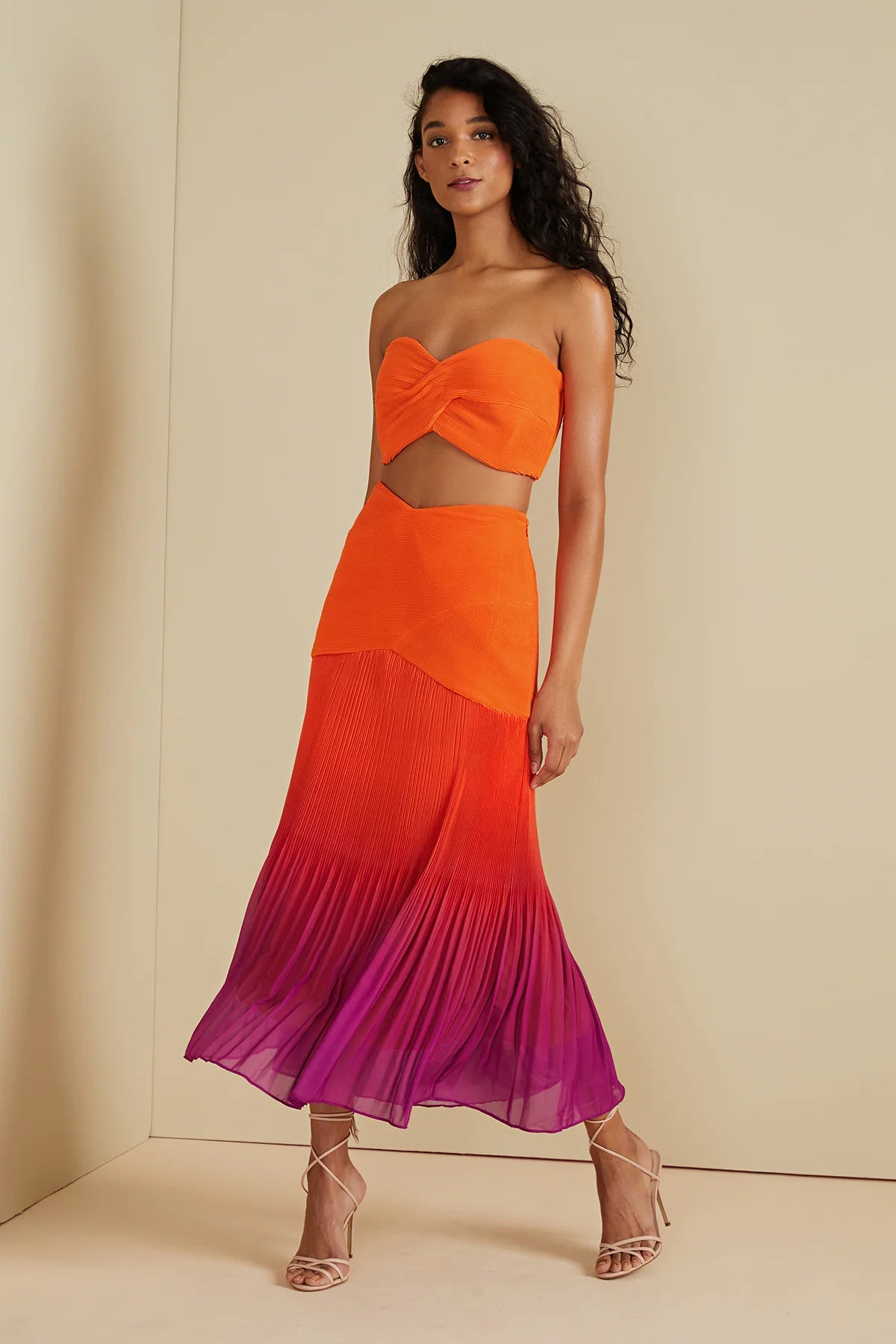 AMU - Darcey Strapless Crop Top 3