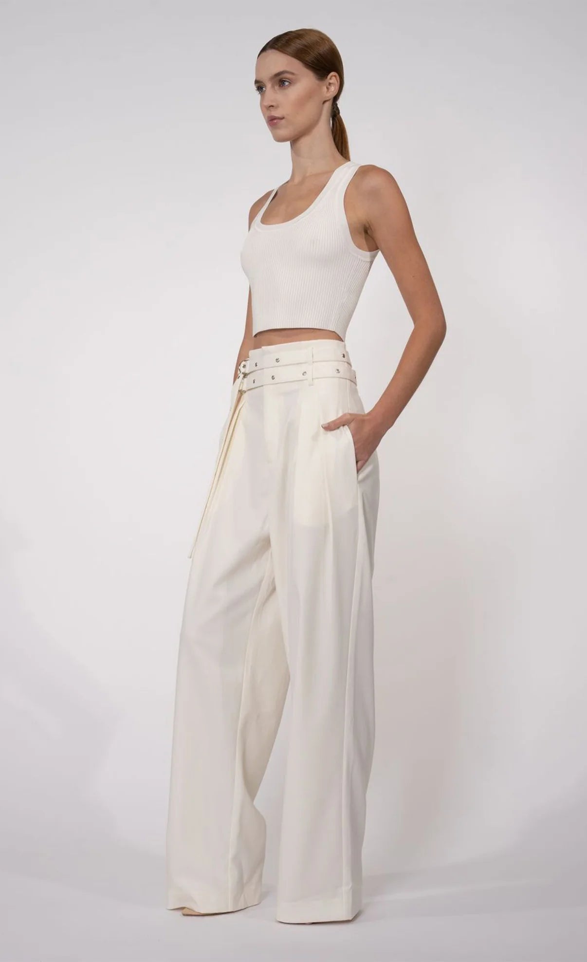 Eve Crop in White