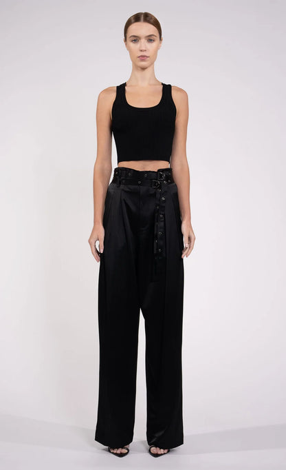 Eve Crop in Black