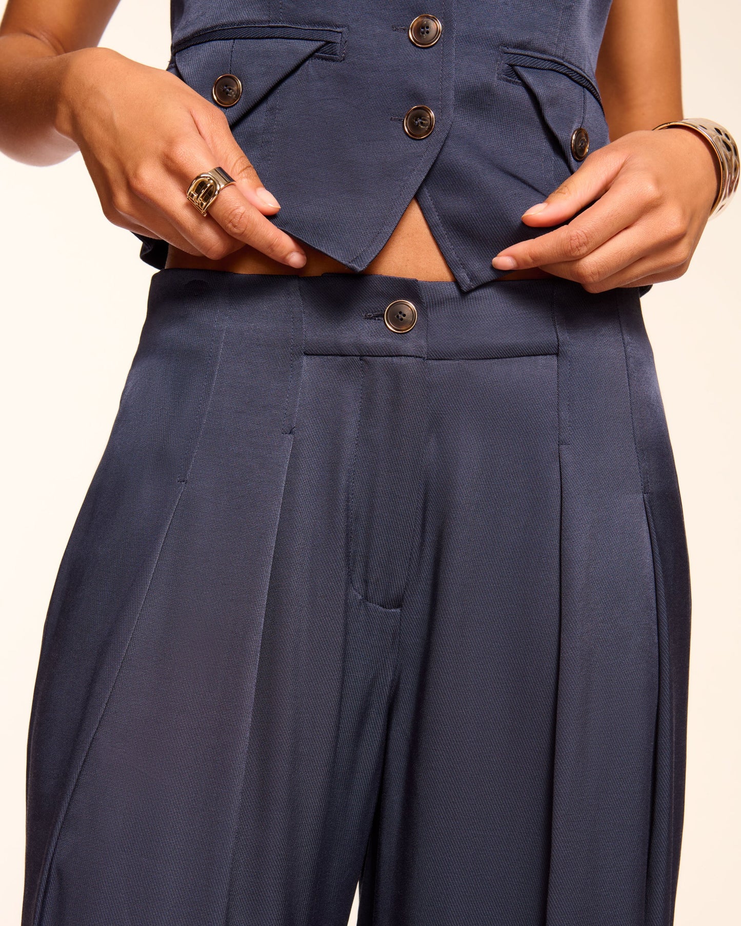 Russell Pant in Navy